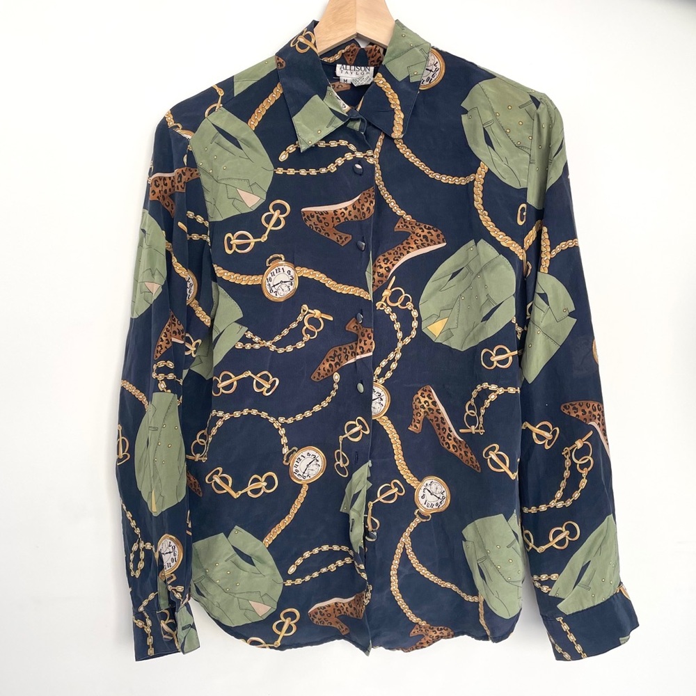 Vintage printed 100% silk blouse.